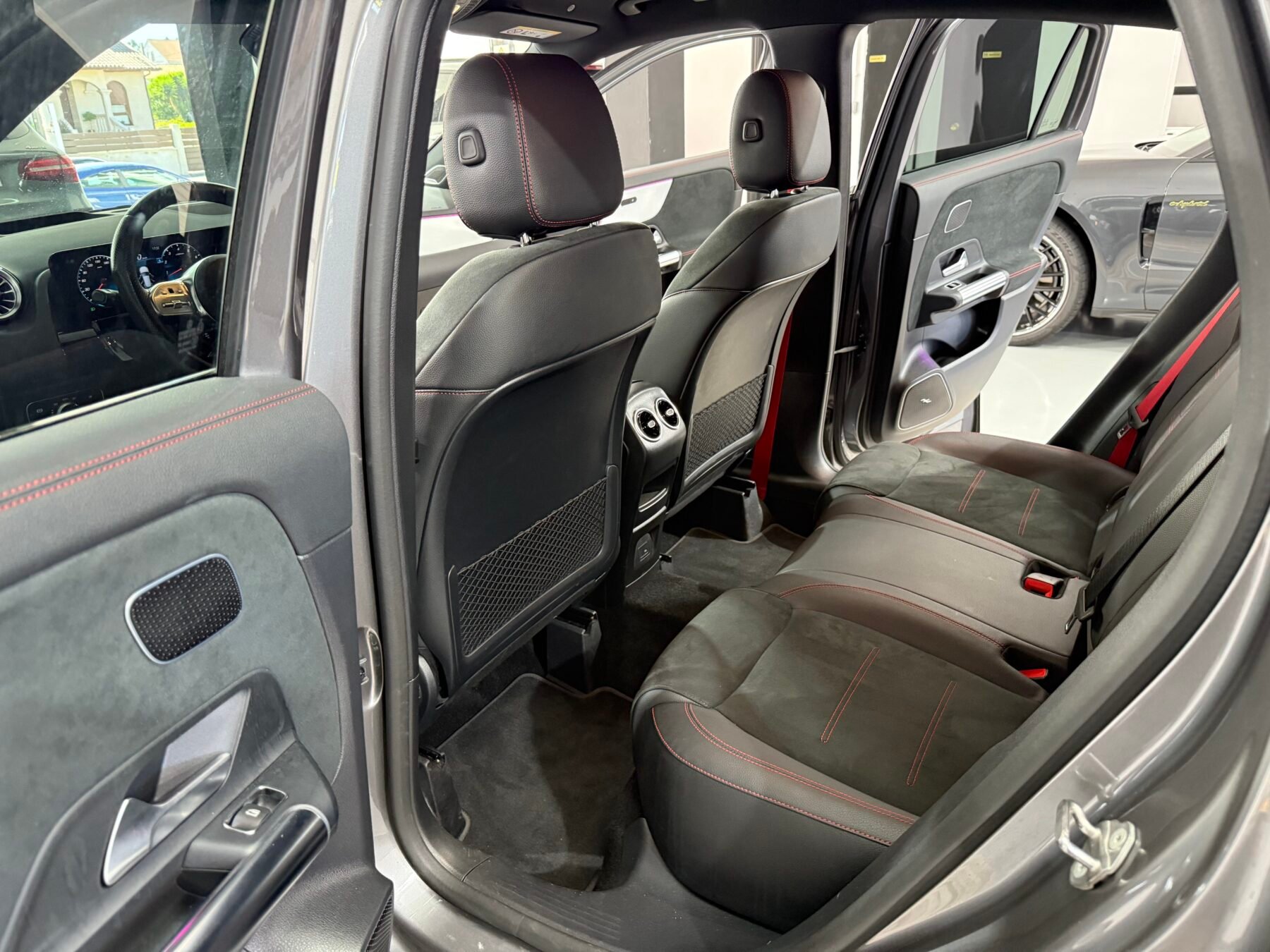 MERCEDES-BENZ GLA AMG 45 S 4MATIC