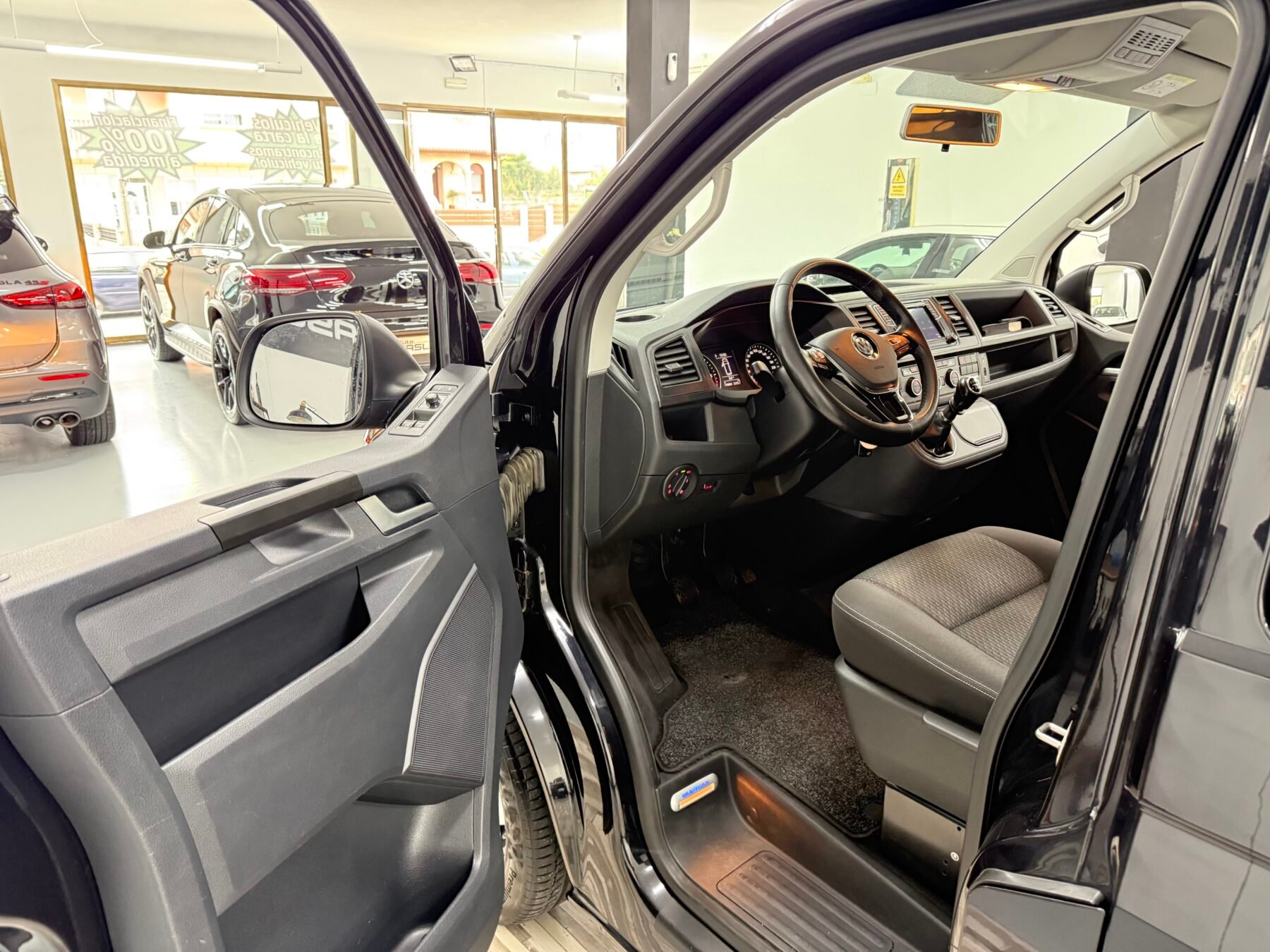 VOLKSWAGEN Multivan Trendline Corto 2.0 TDI BMT 4Mot