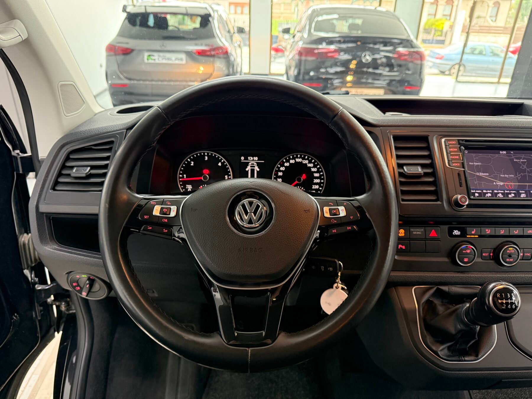 VOLKSWAGEN Multivan Trendline Corto 2.0 TDI BMT 4Mot