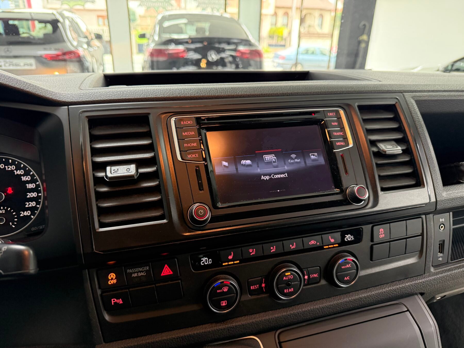 VOLKSWAGEN Multivan Trendline Corto 2.0 TDI BMT 4Mot