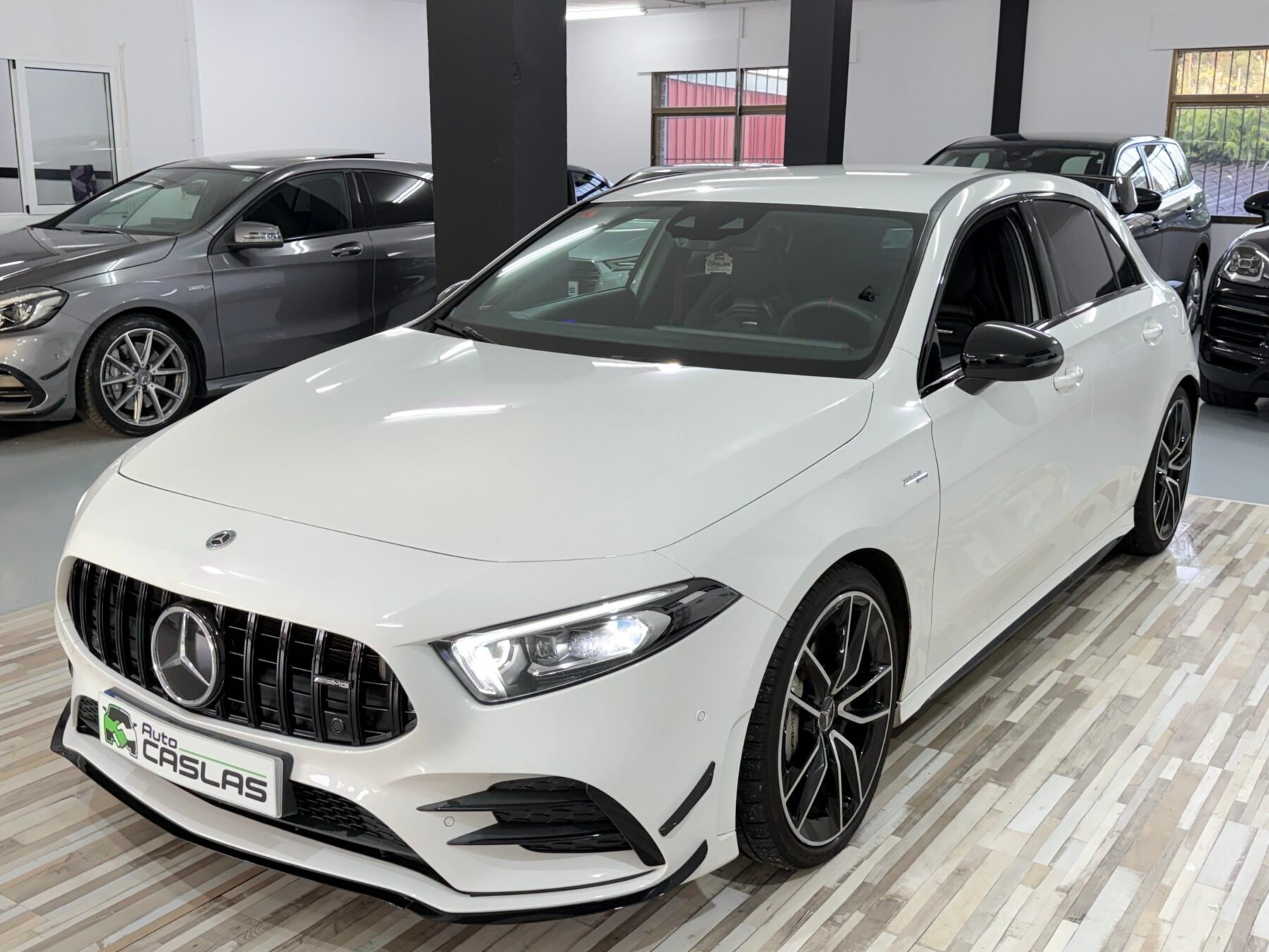 MERCEDES-BENZ Clase A A35 AMG