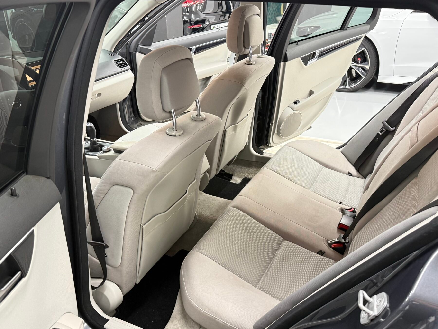 MERCEDES-BENZ C220 ESTATE