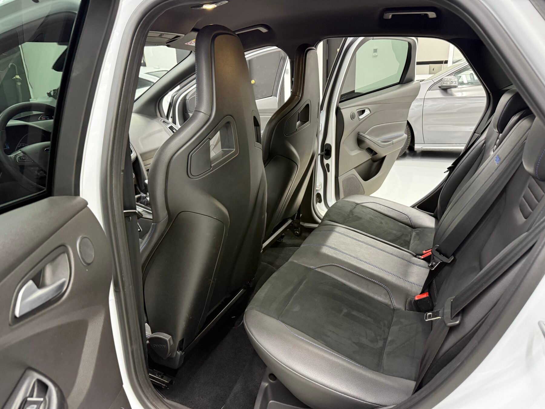 FORD FOCUS  FOCUS RS MK3