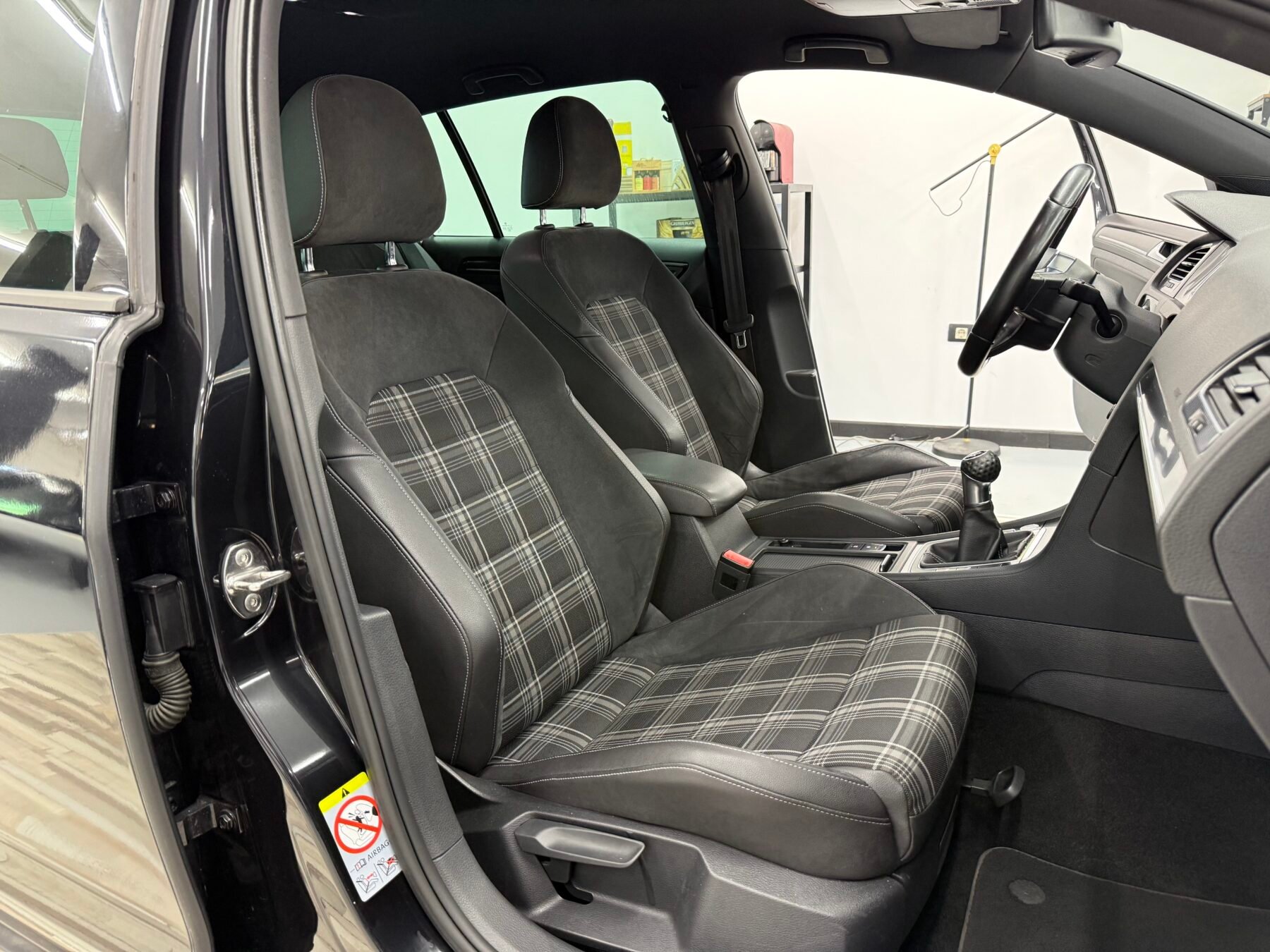 VOLKSWAGEN Golf GTD 184CV