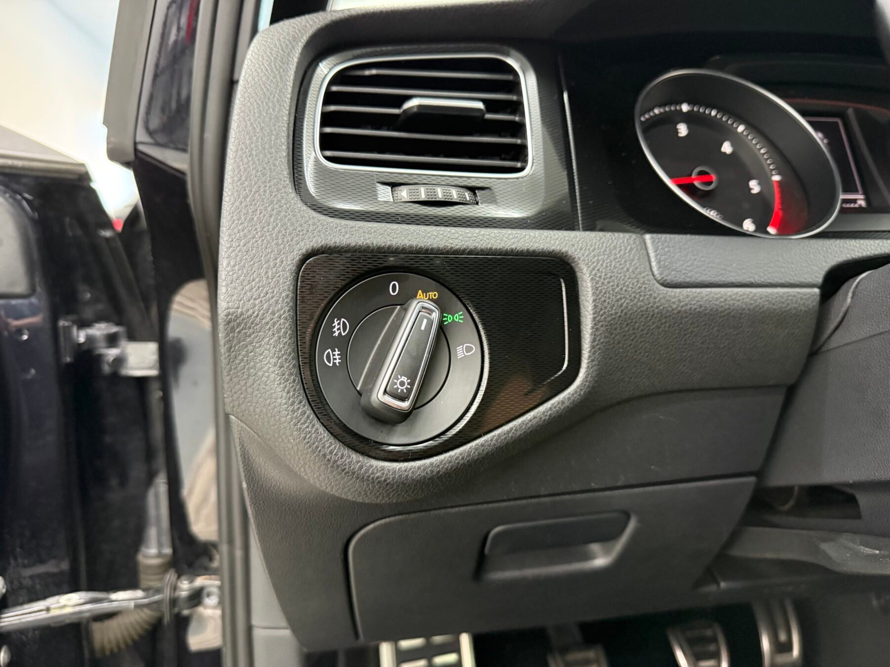 VOLKSWAGEN Golf GTD 184CV