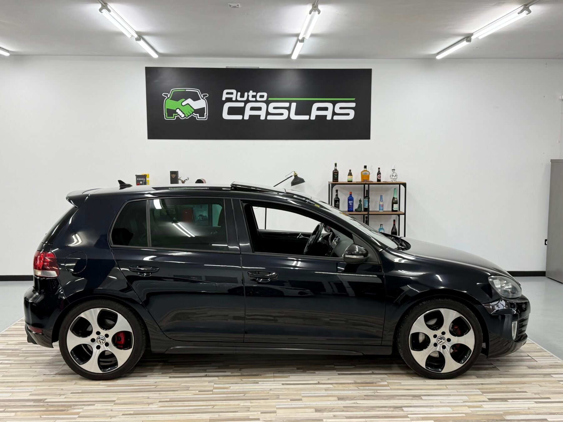 VOLKSWAGEN Golf GTI VI DSG