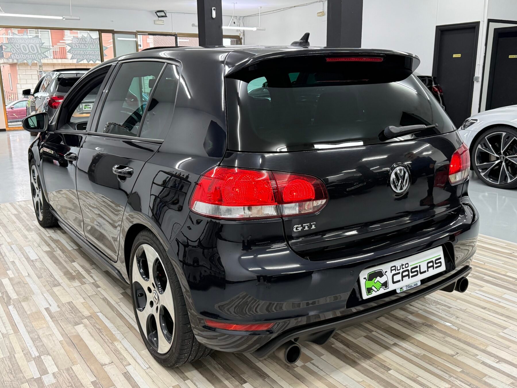 VOLKSWAGEN Golf GTI VI DSG