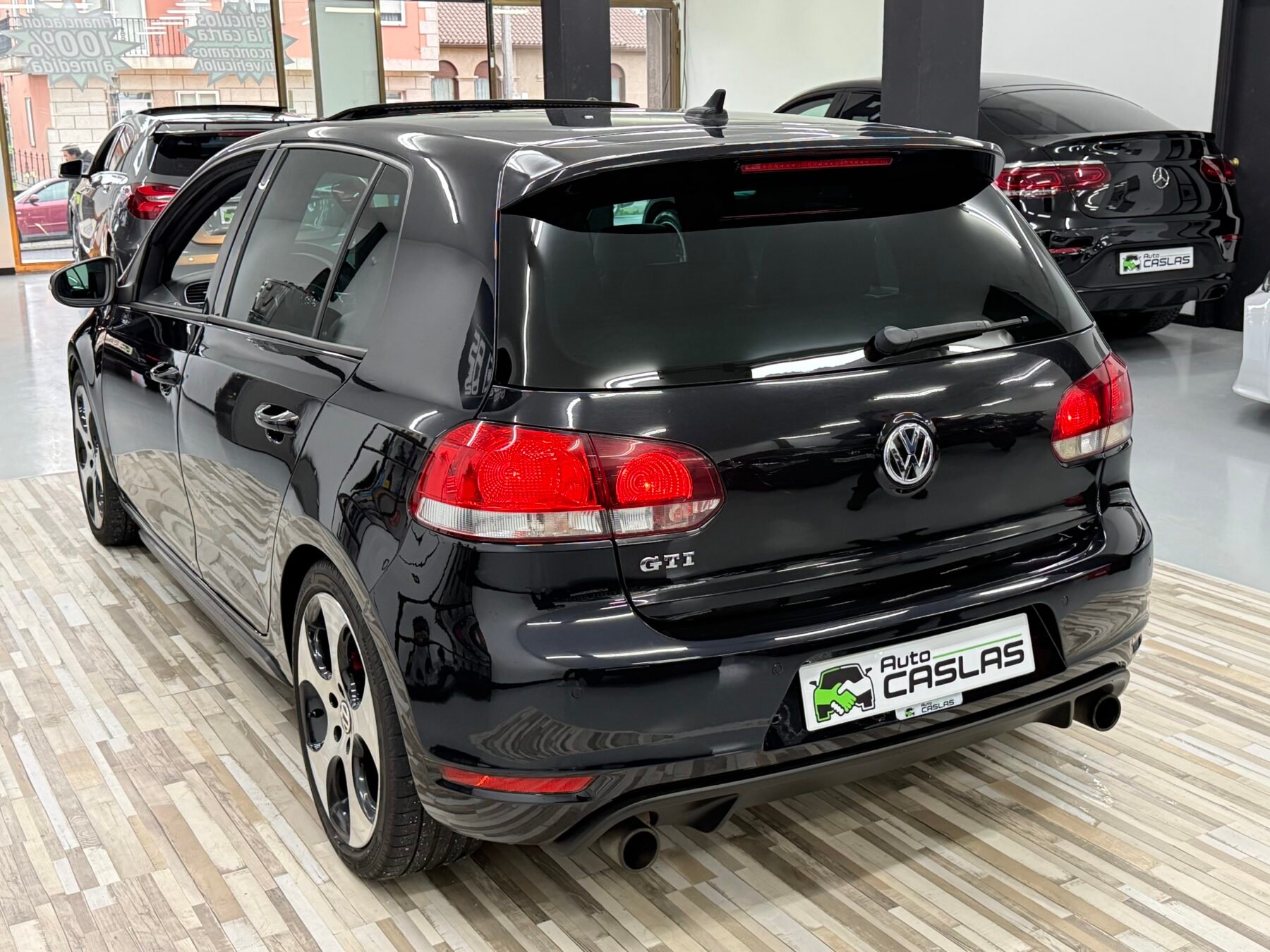 VOLKSWAGEN Golf GTI VI DSG