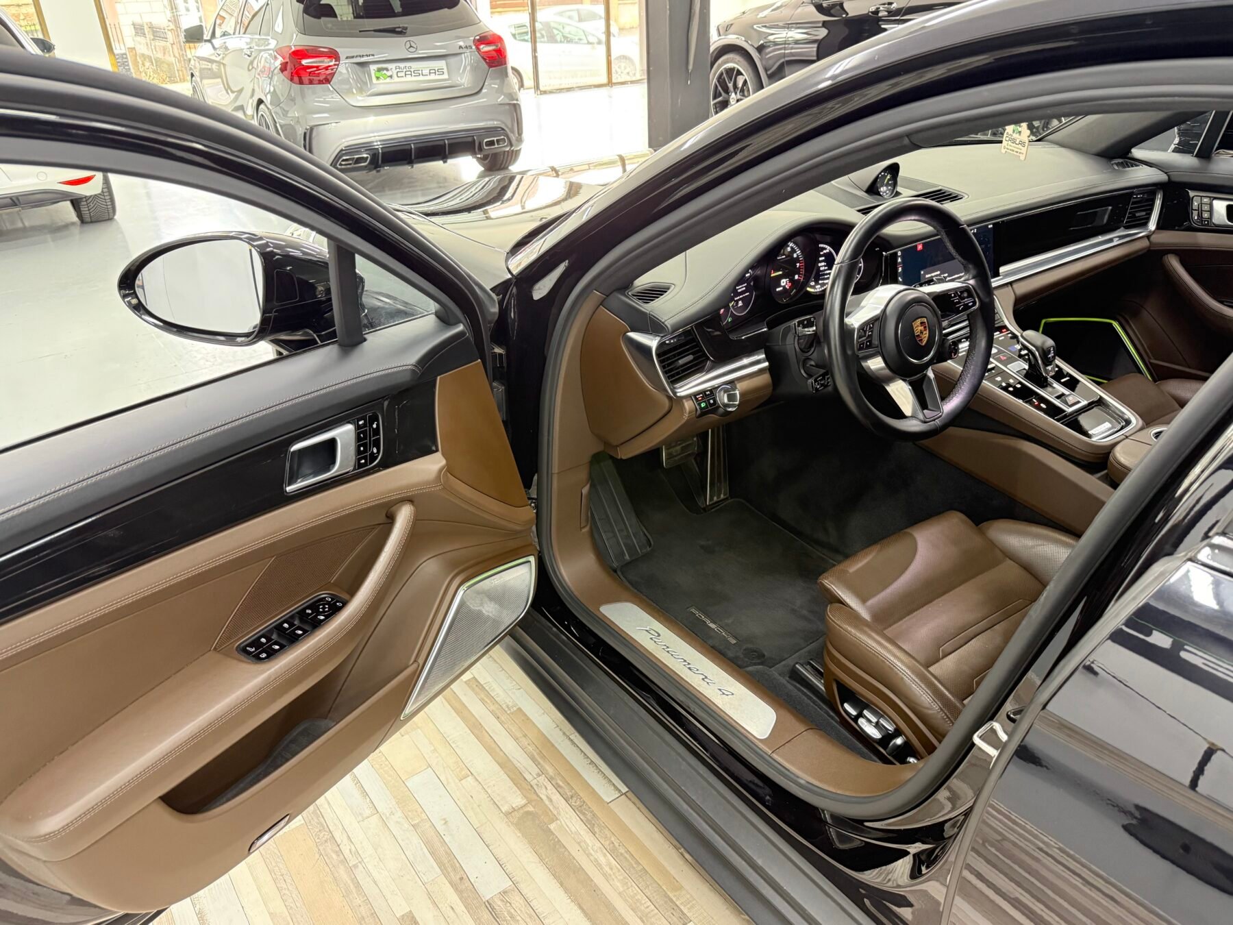 PORSCHE Panamera 4 E-Hybrid Sport Turismo 