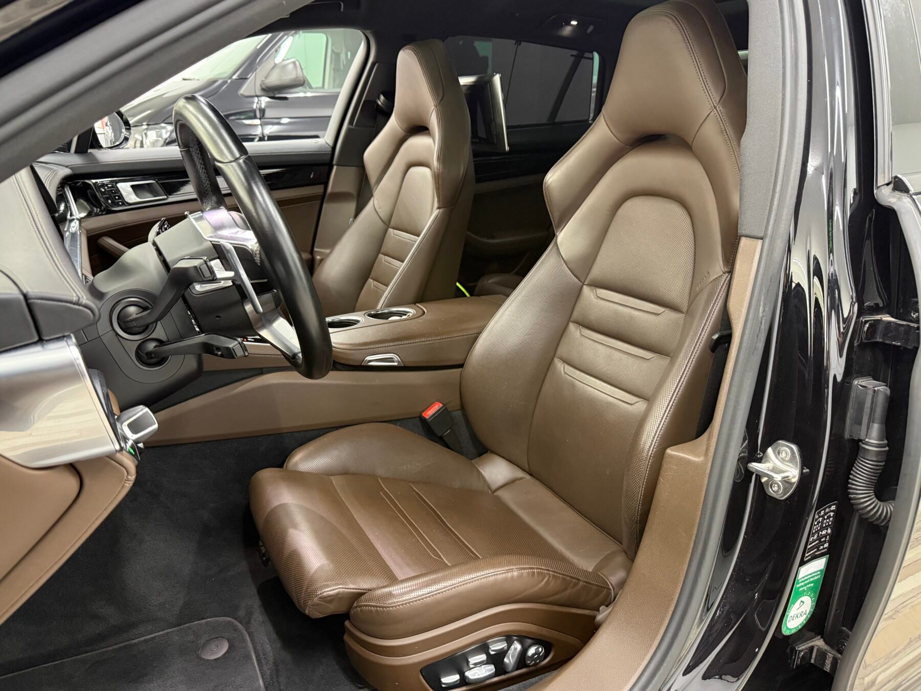 PORSCHE Panamera 4 E-Hybrid Sport Turismo 