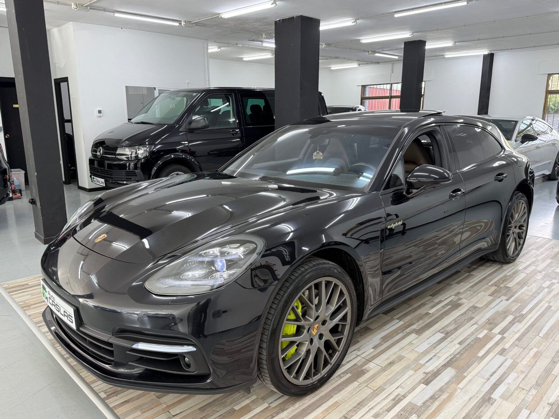 PORSCHE Panamera 4 E-Hybrid Sport Turismo 