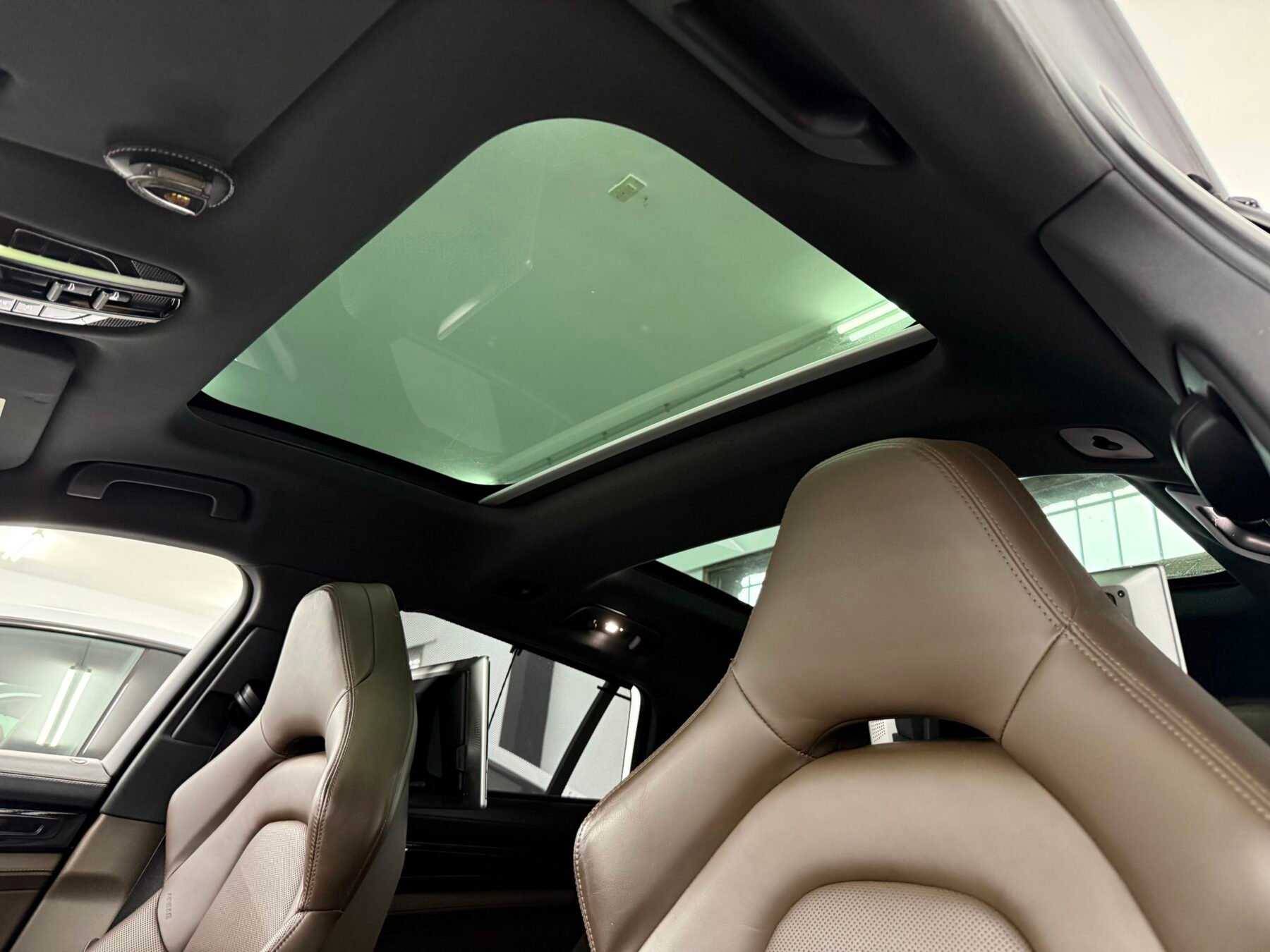 PORSCHE Panamera 4 E-Hybrid Sport Turismo 