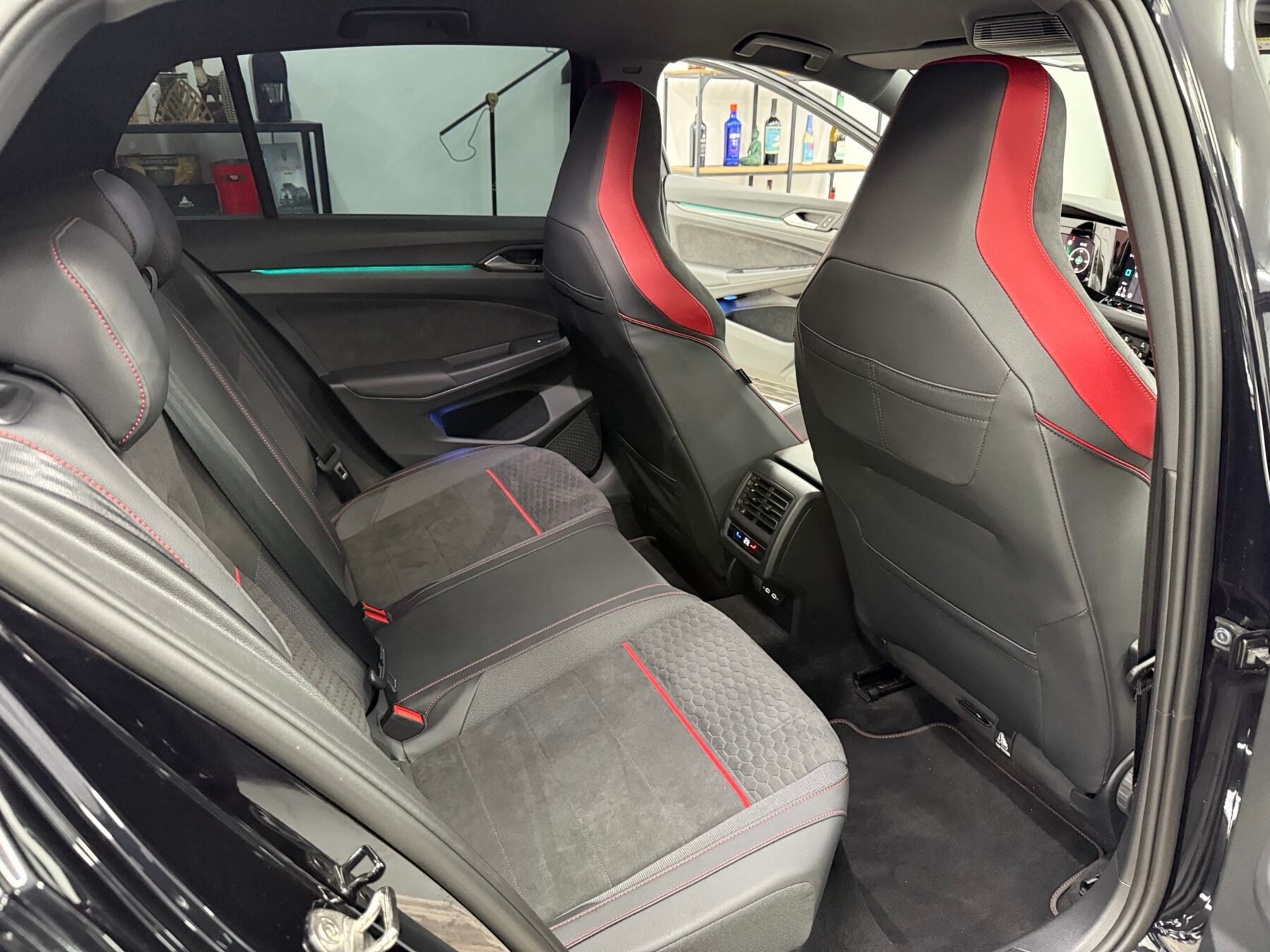 VOLKSWAGEN Golf GTI 8 CLUBSPORT