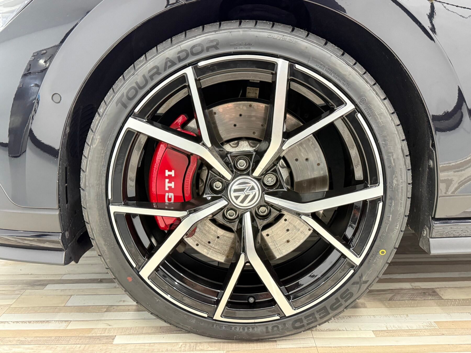 VOLKSWAGEN Golf GTI 8 CLUBSPORT