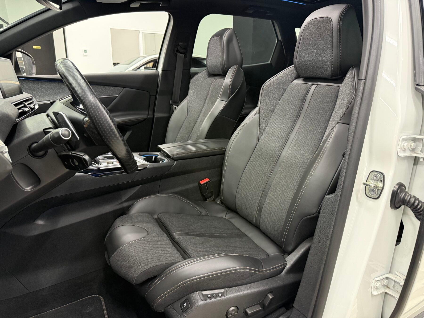 PEUGEOT 3008 1.5 HDi GT LINE 