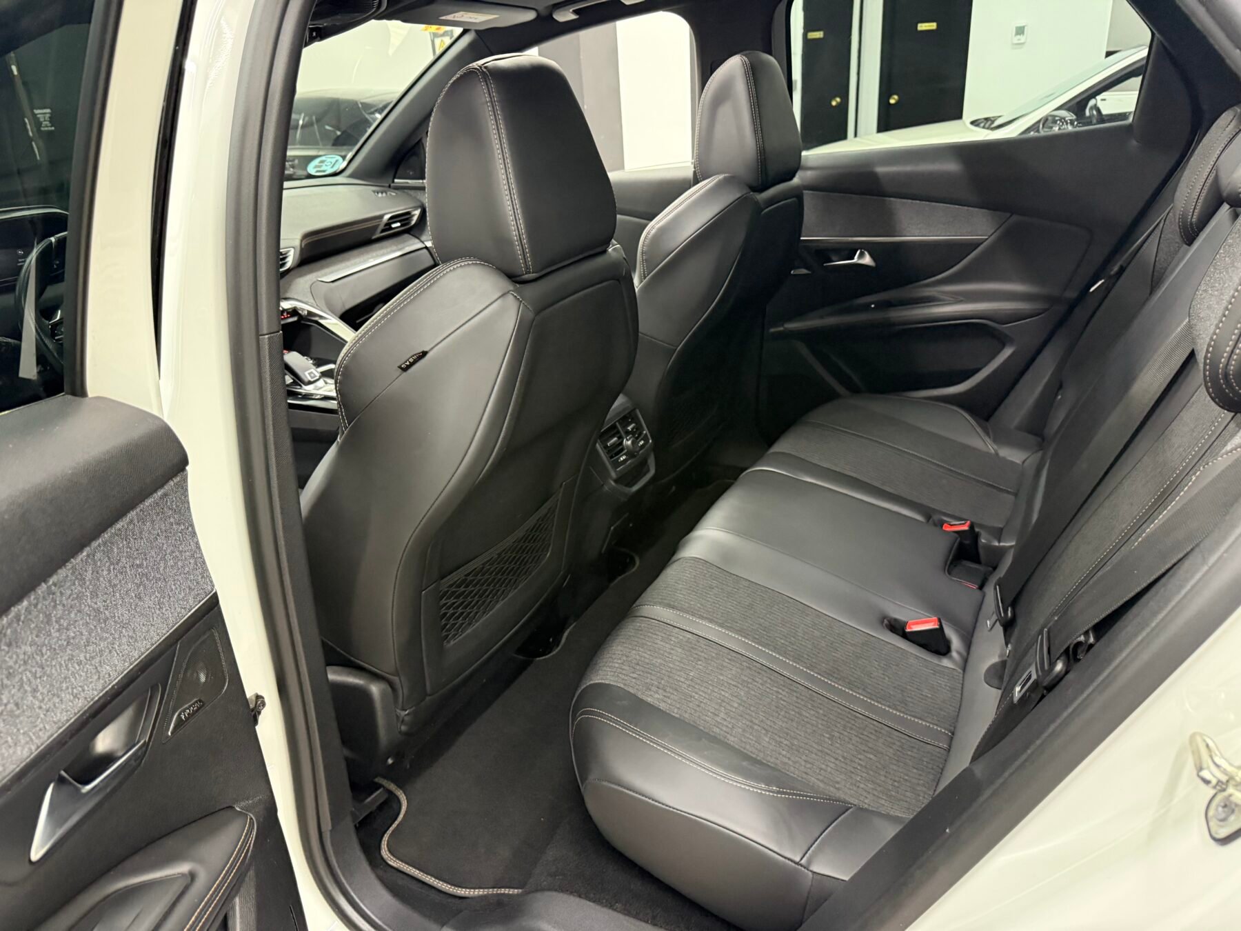 PEUGEOT 3008 1.5 HDi GT LINE 