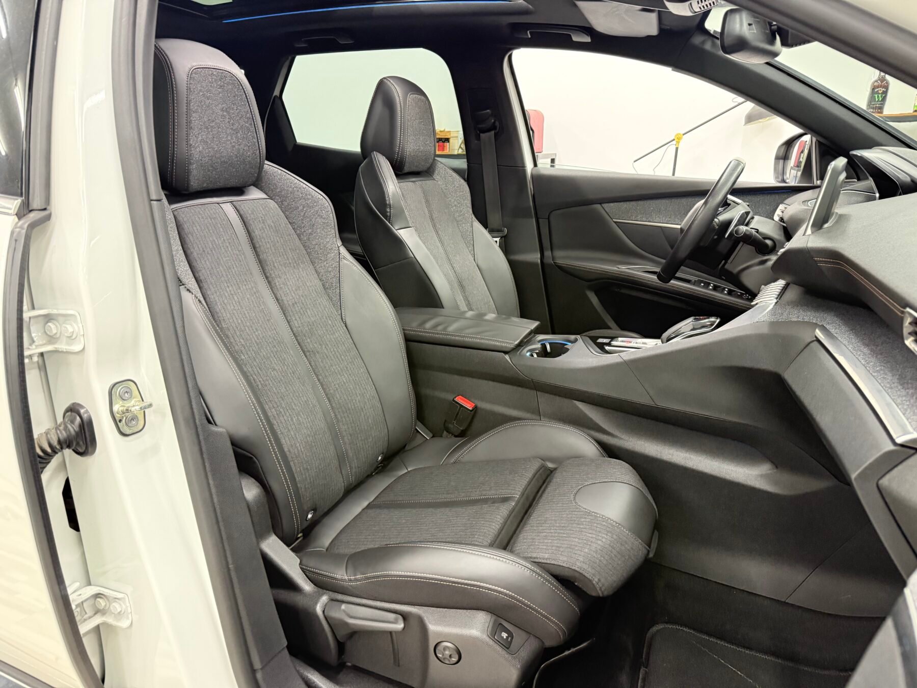 PEUGEOT 3008 1.5 HDi GT LINE 