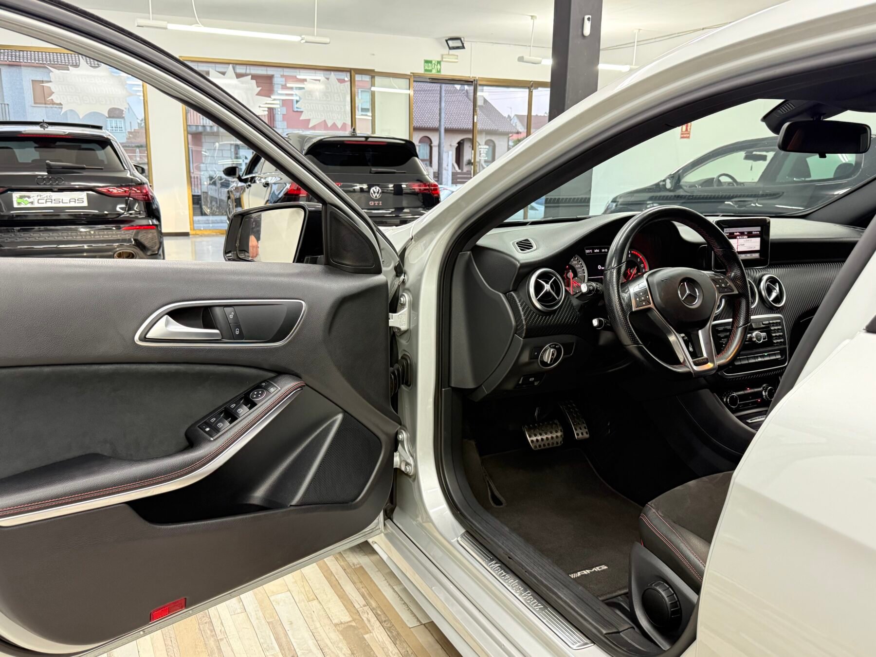 MERCEDES-BENZ Clase A A200 AMG 