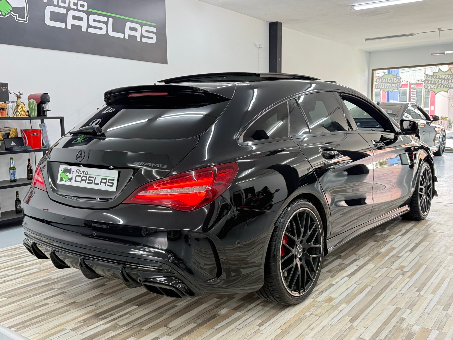 MERCEDES-BENZ CLA CLA 45 AMG Shooting Break