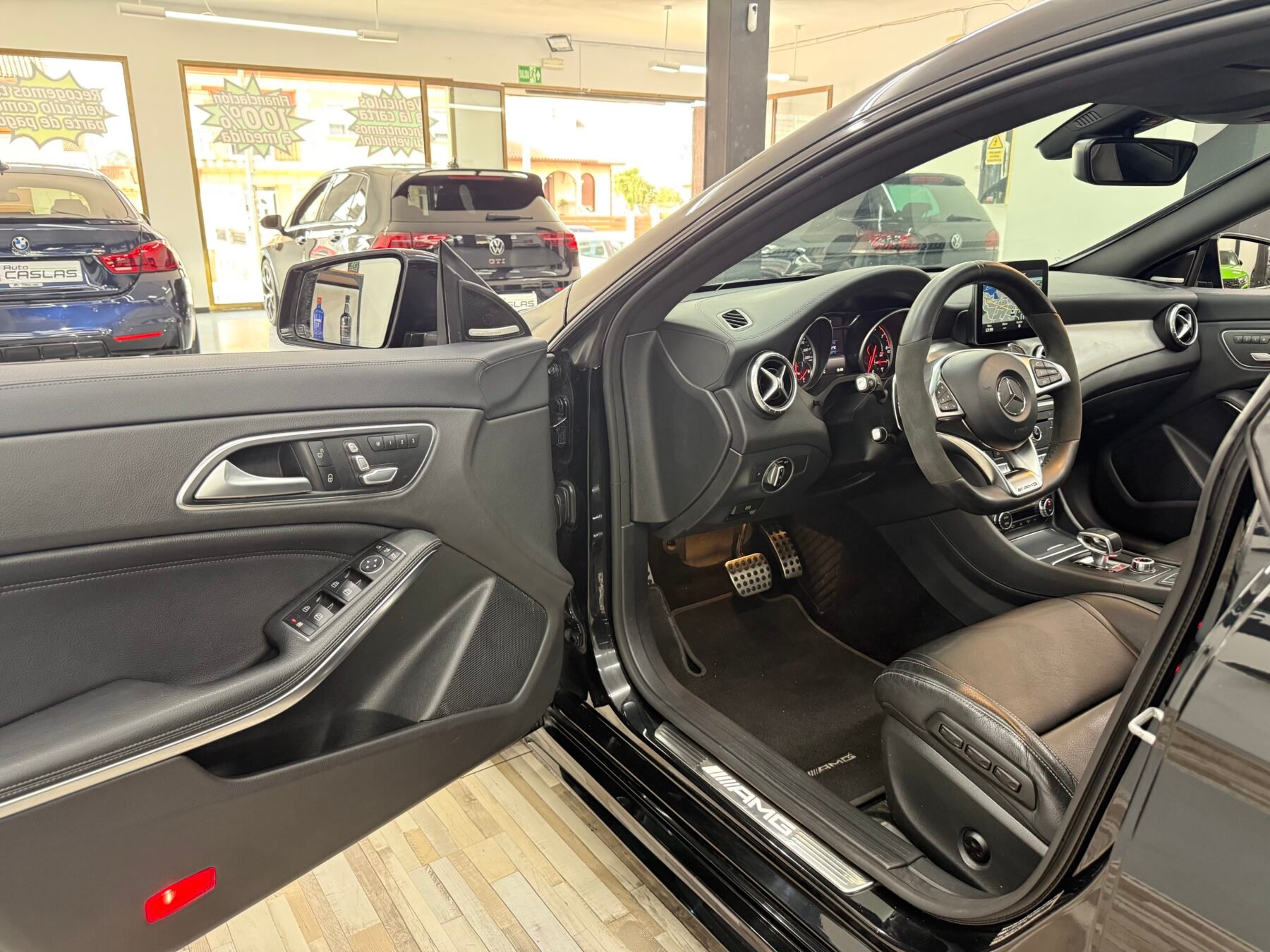 MERCEDES-BENZ CLA CLA 45 AMG Shooting Break