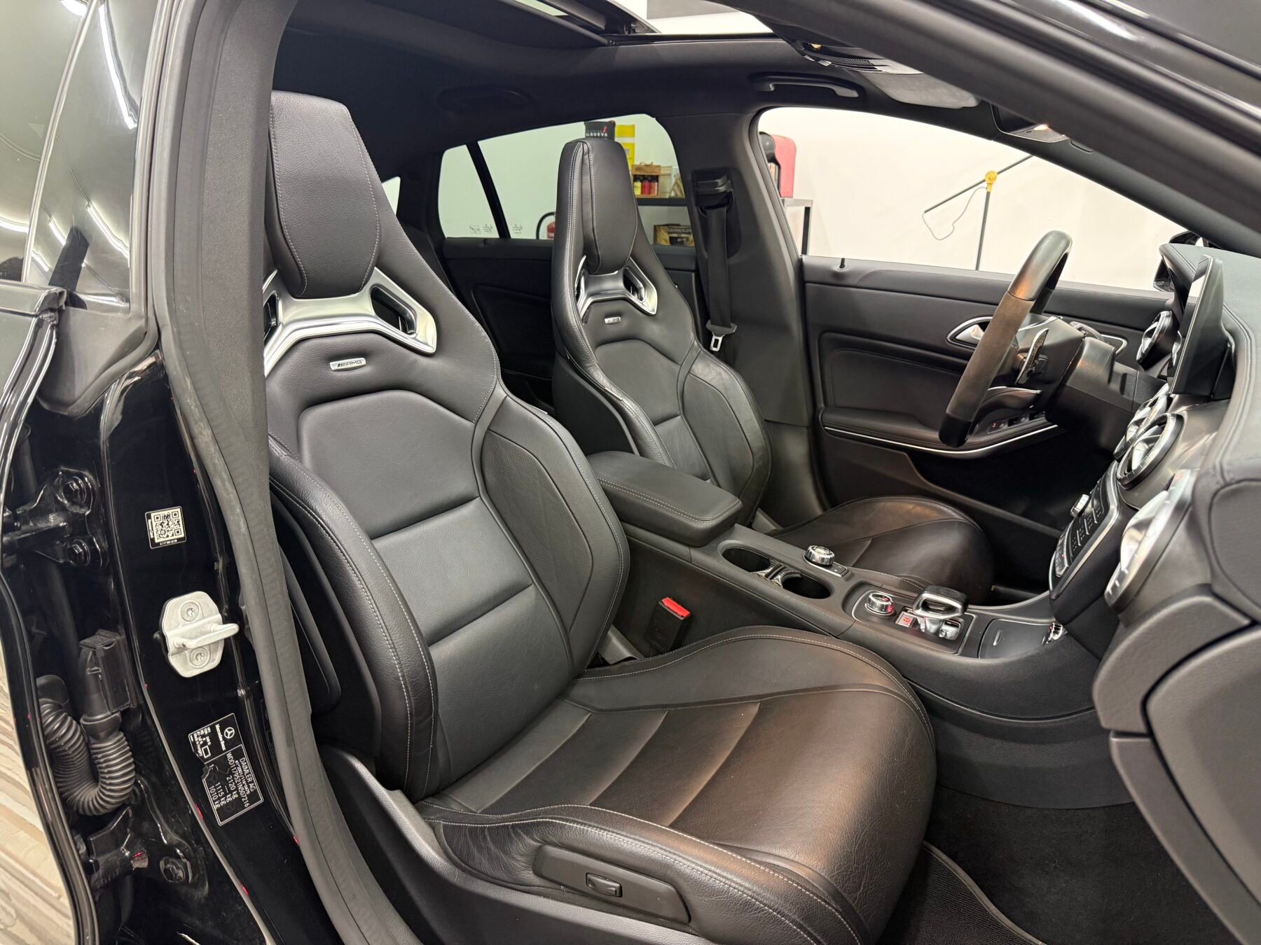 MERCEDES-BENZ CLA CLA 45 AMG Shooting Break