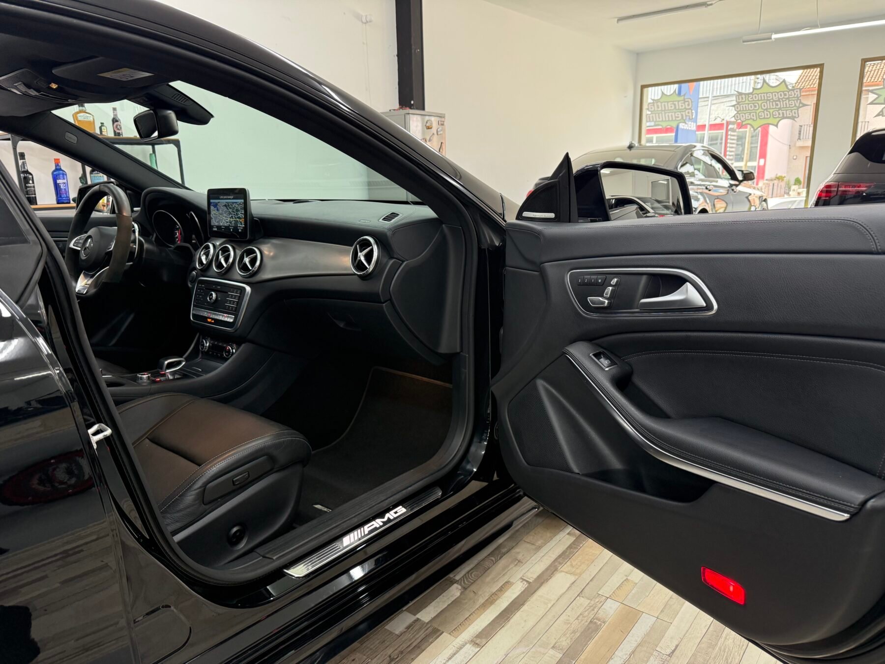 MERCEDES-BENZ CLA CLA 45 AMG Shooting Break