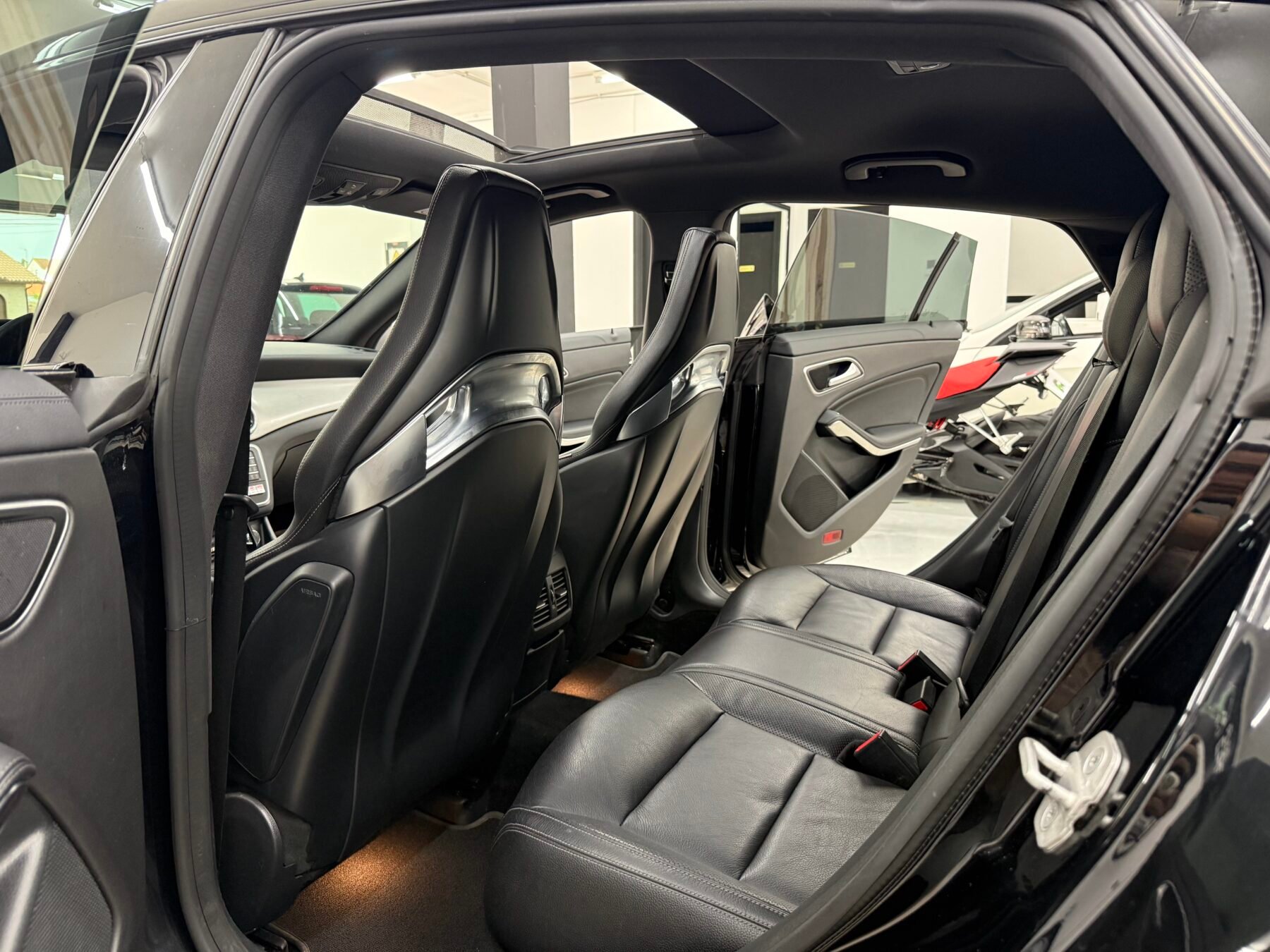 MERCEDES-BENZ CLA CLA 45 AMG Shooting Break