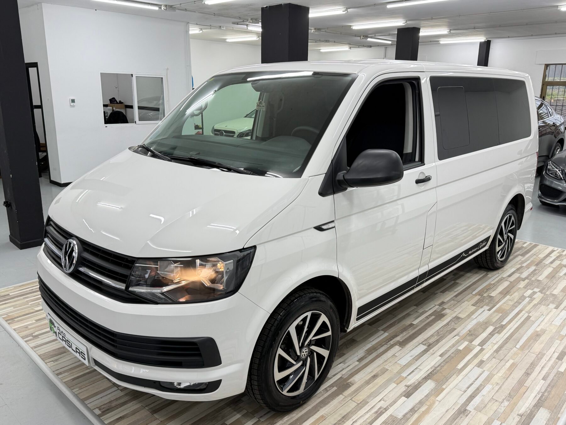 VOLKSWAGEN Multivan 2.0tdi 150cv 7 plazas 