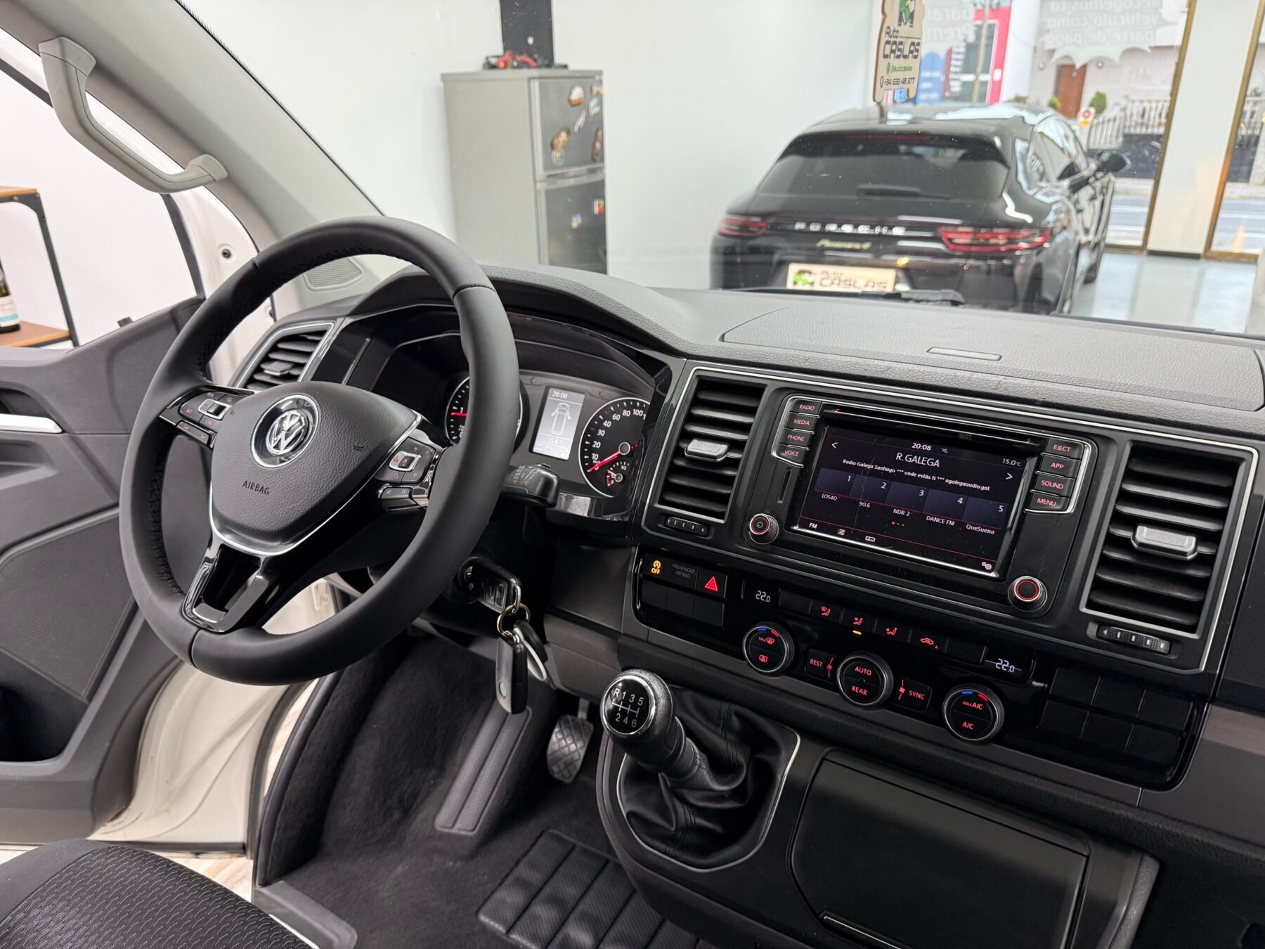 VOLKSWAGEN Multivan 2.0tdi 150cv 7 plazas 