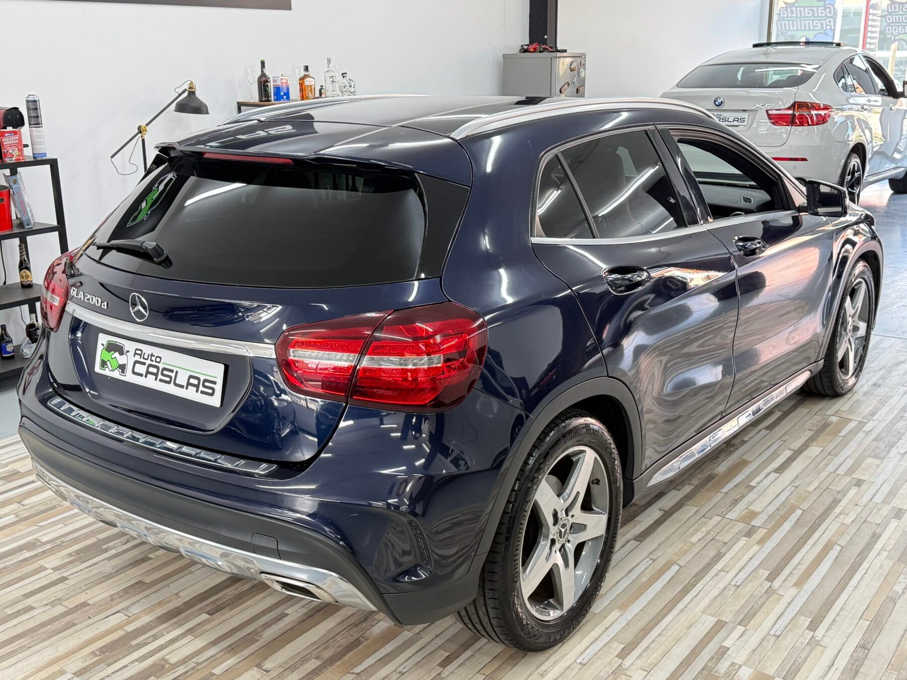 MERCEDES-BENZ GLA 200d AMG