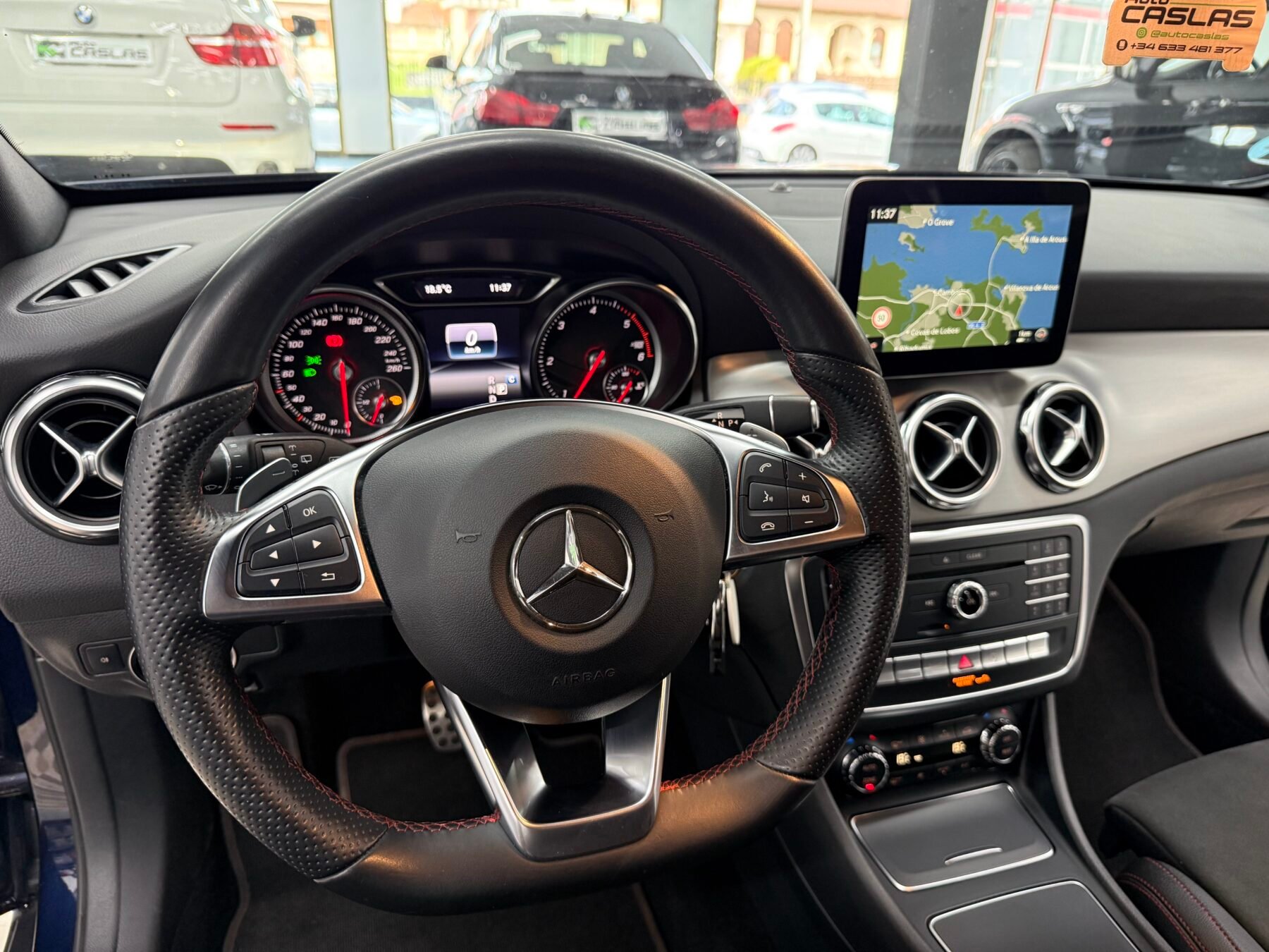 MERCEDES-BENZ GLA 200d AMG