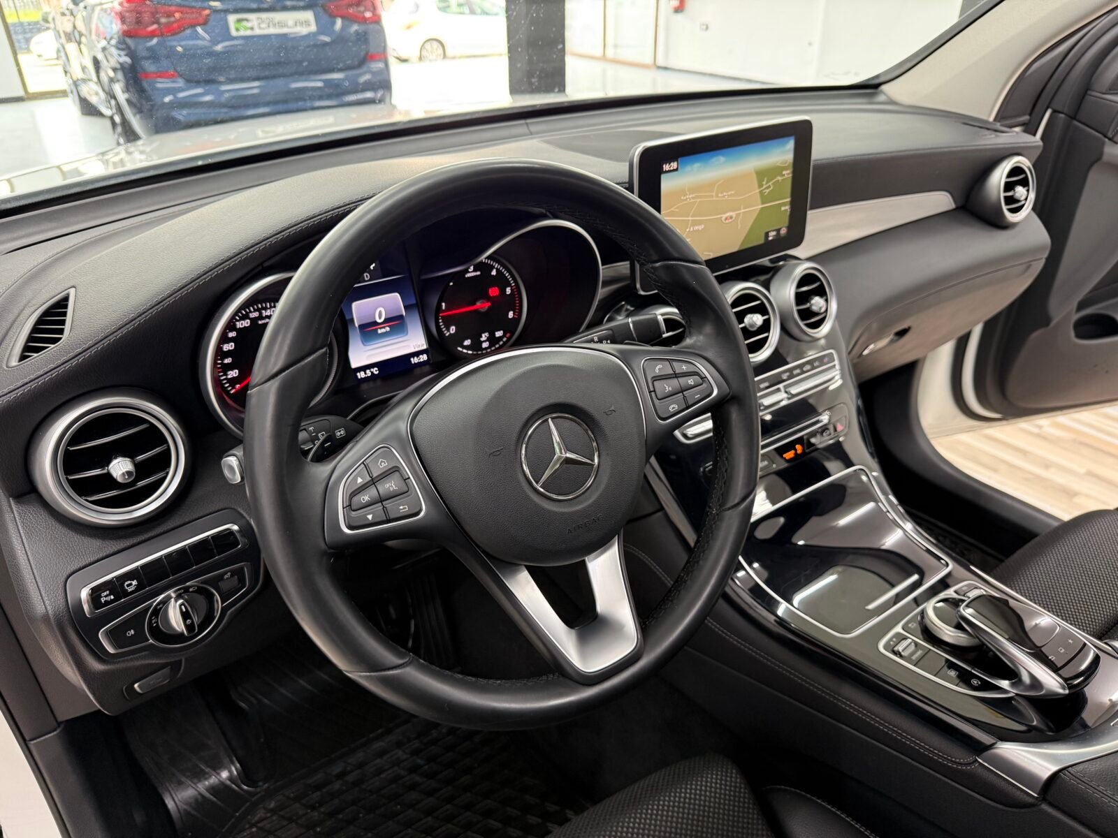 MERCEDES-BENZ GLC 220d 4MATIC