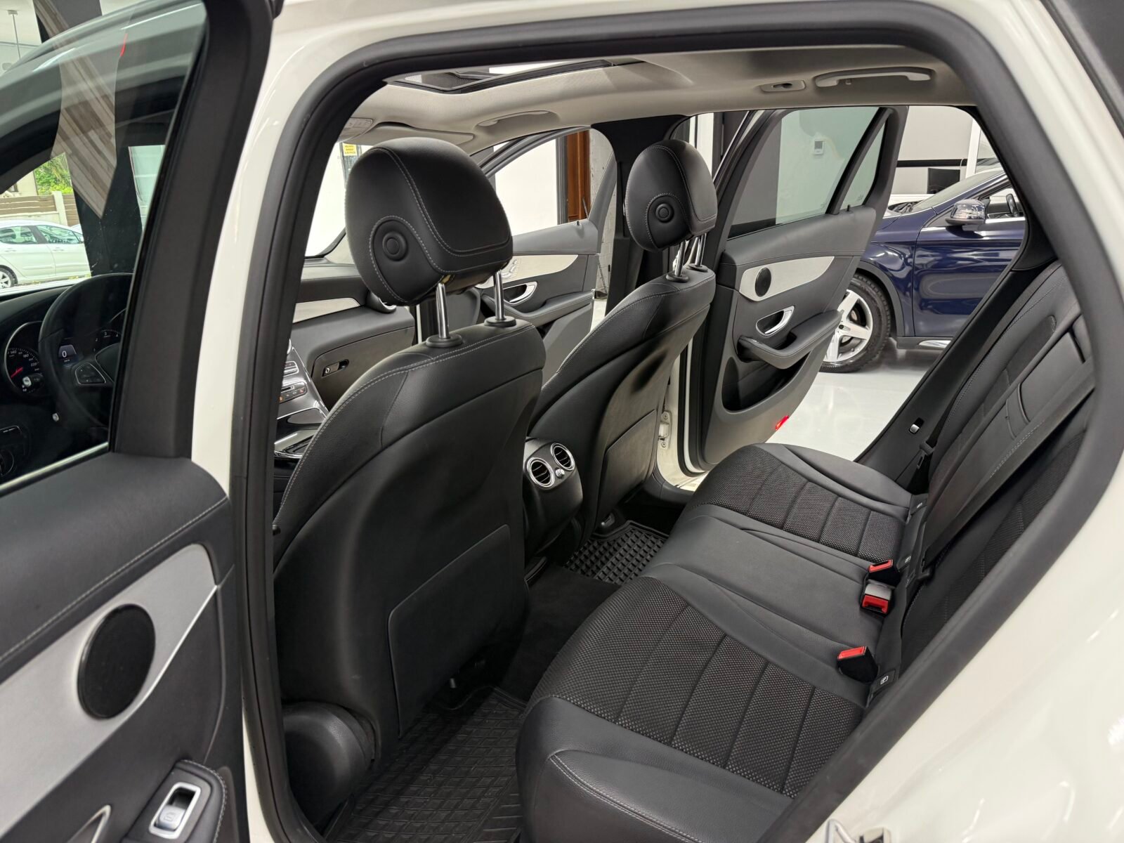 MERCEDES-BENZ GLC 220d 4MATIC