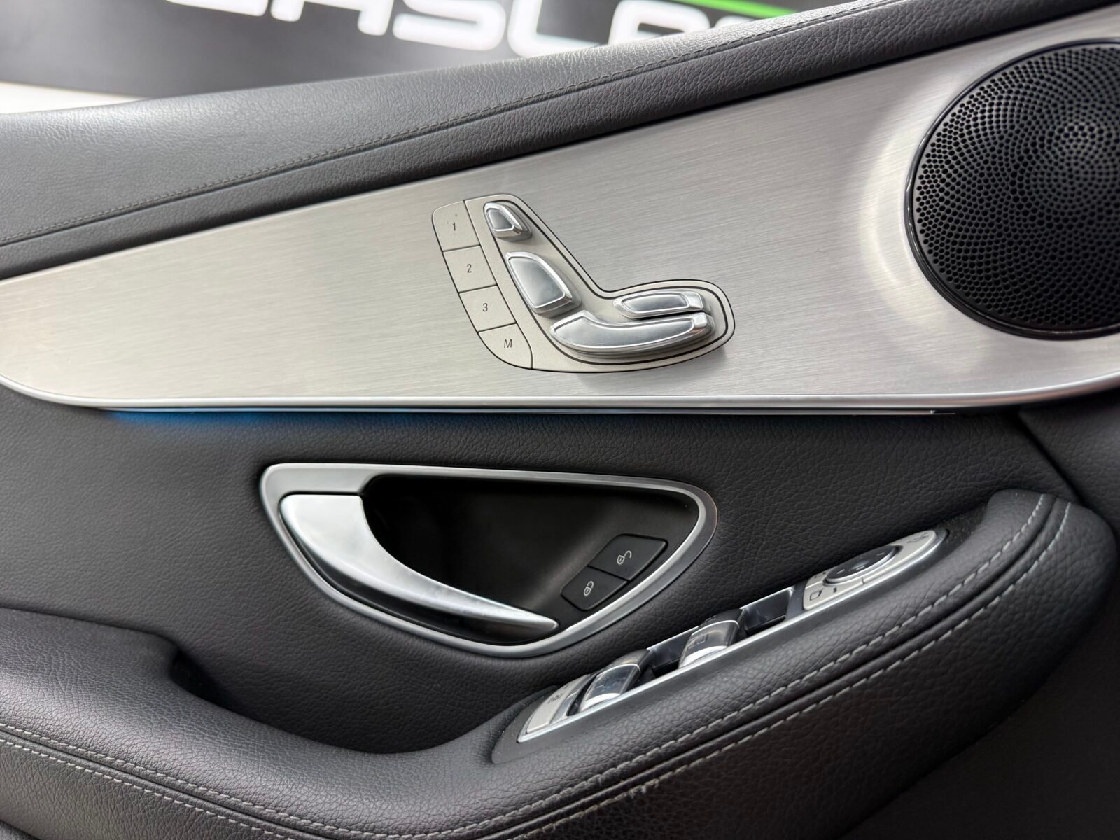 MERCEDES-BENZ GLC 220d 4MATIC