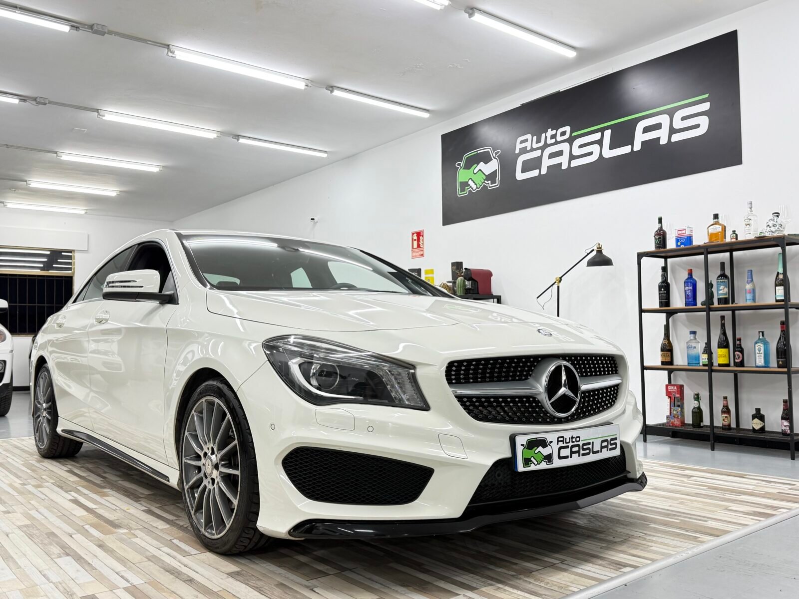 MERCEDES-BENZ CLA 220d AMG 