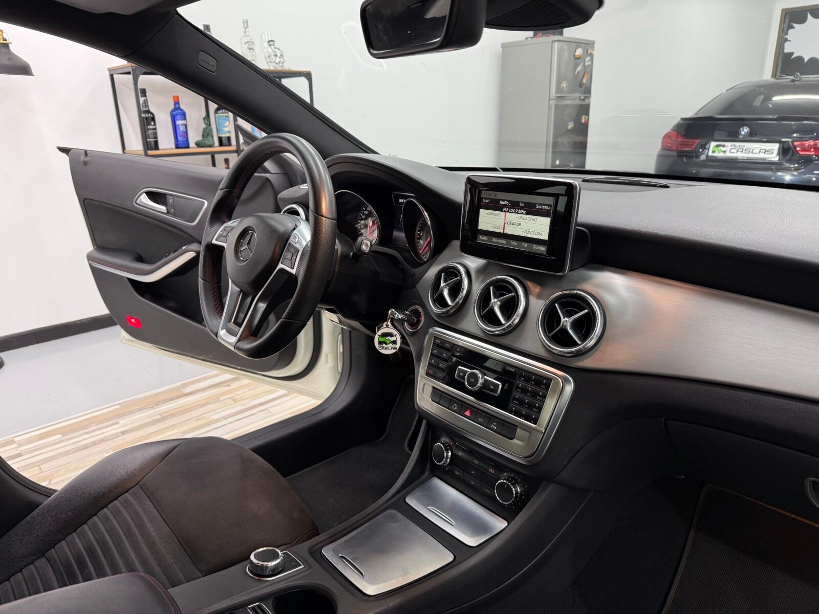 MERCEDES-BENZ CLA 220d AMG 