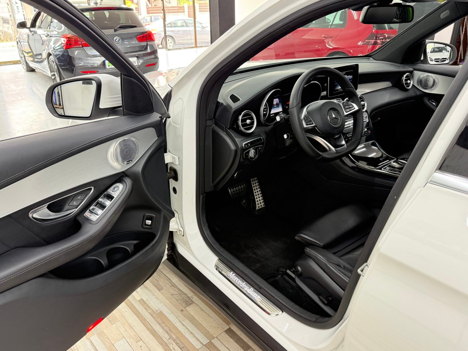MERCEDES-BENZ GLC GLC 220d AMG 4 MATIC