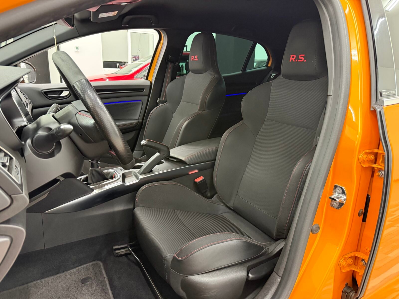 RENAULT Megane RS 280cv 
