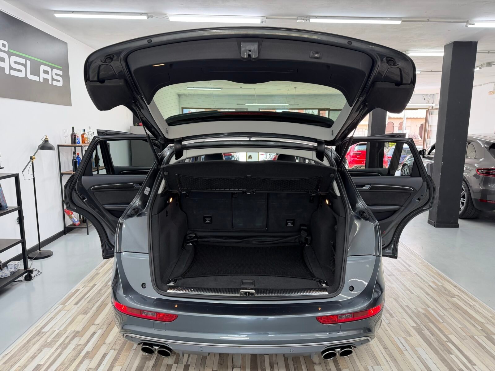 AUDI SQ5 SQ5 PLUS