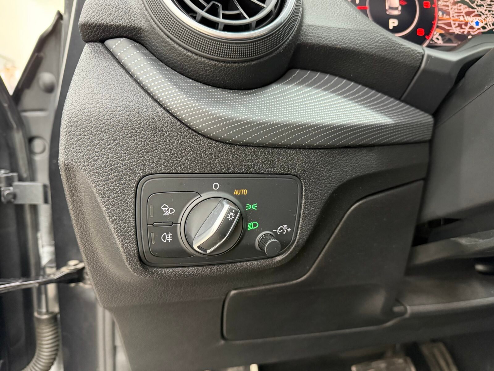 AUDI Q2 S Line Quattro