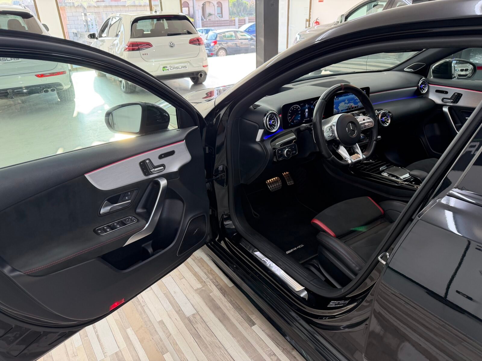 MERCEDES-BENZ Clase A A35 AMG 4MATIC