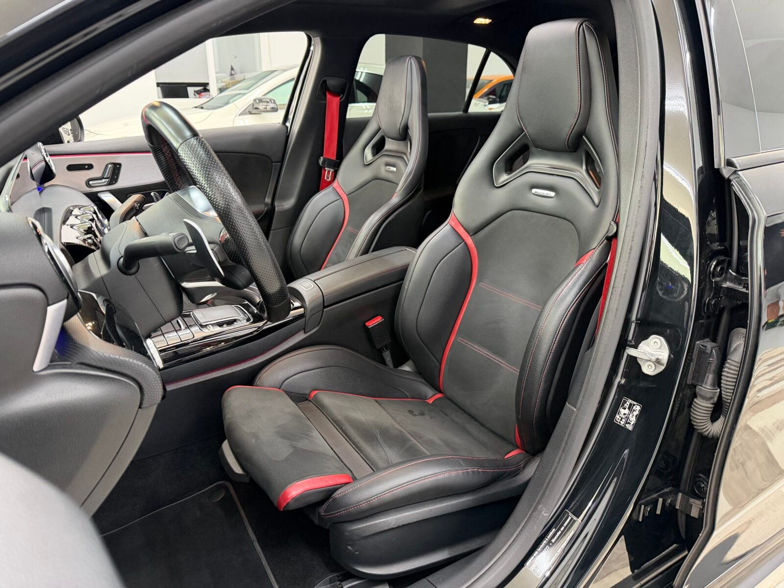 MERCEDES-BENZ Clase A A35 AMG 4MATIC
