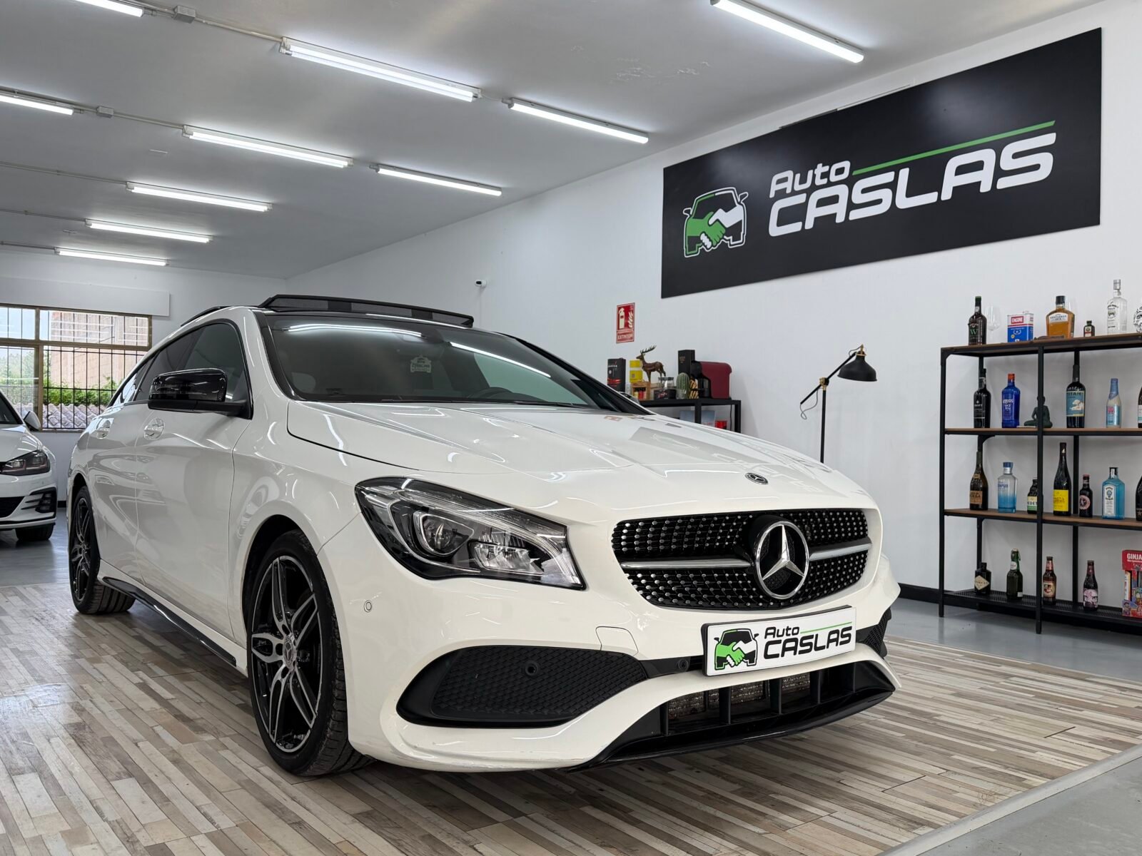 MERCEDES-BENZ CLA Shooting Break