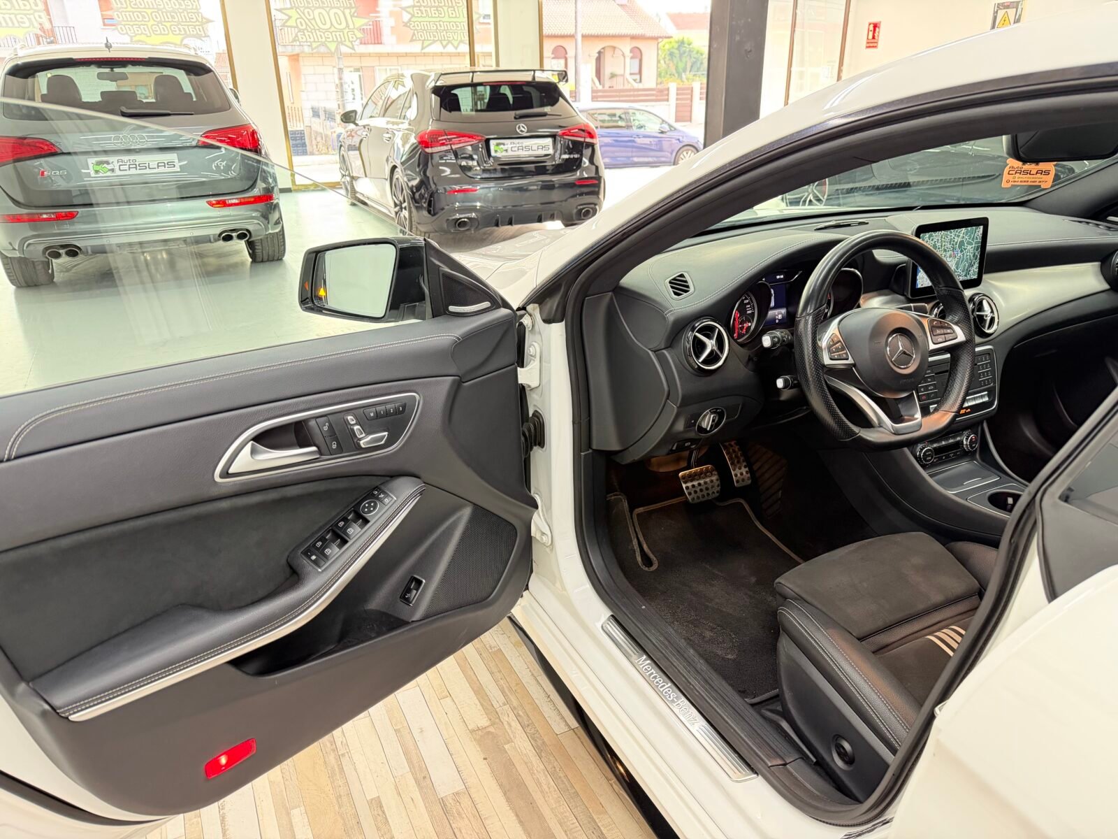 MERCEDES-BENZ CLA Shooting Break