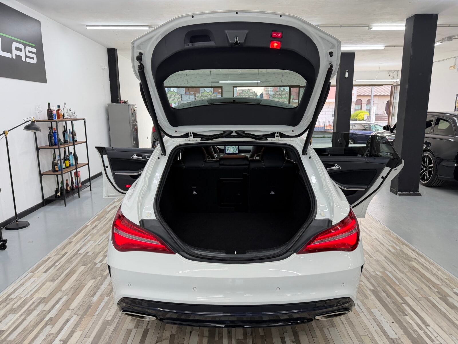 MERCEDES-BENZ CLA Shooting Break