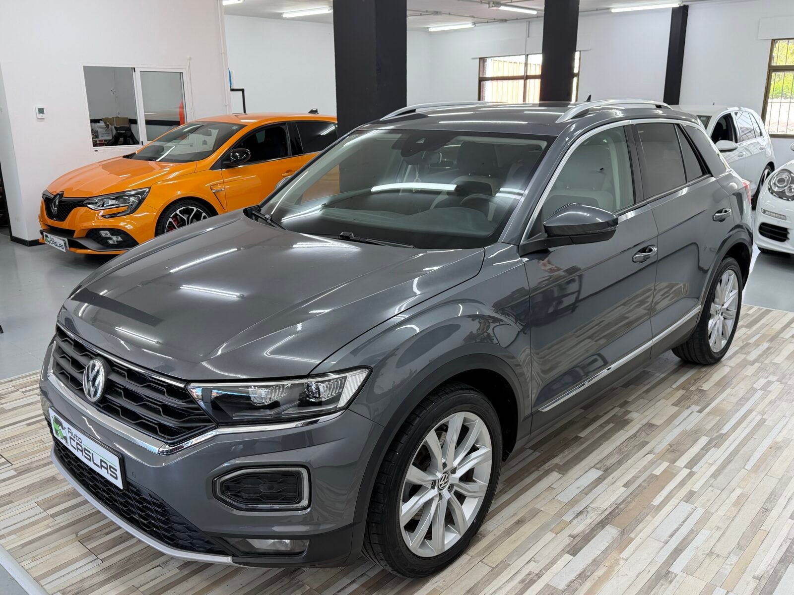 VOLKSWAGEN T-ROC Sport