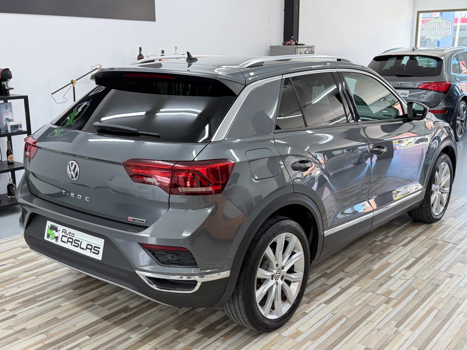 VOLKSWAGEN T-ROC Sport