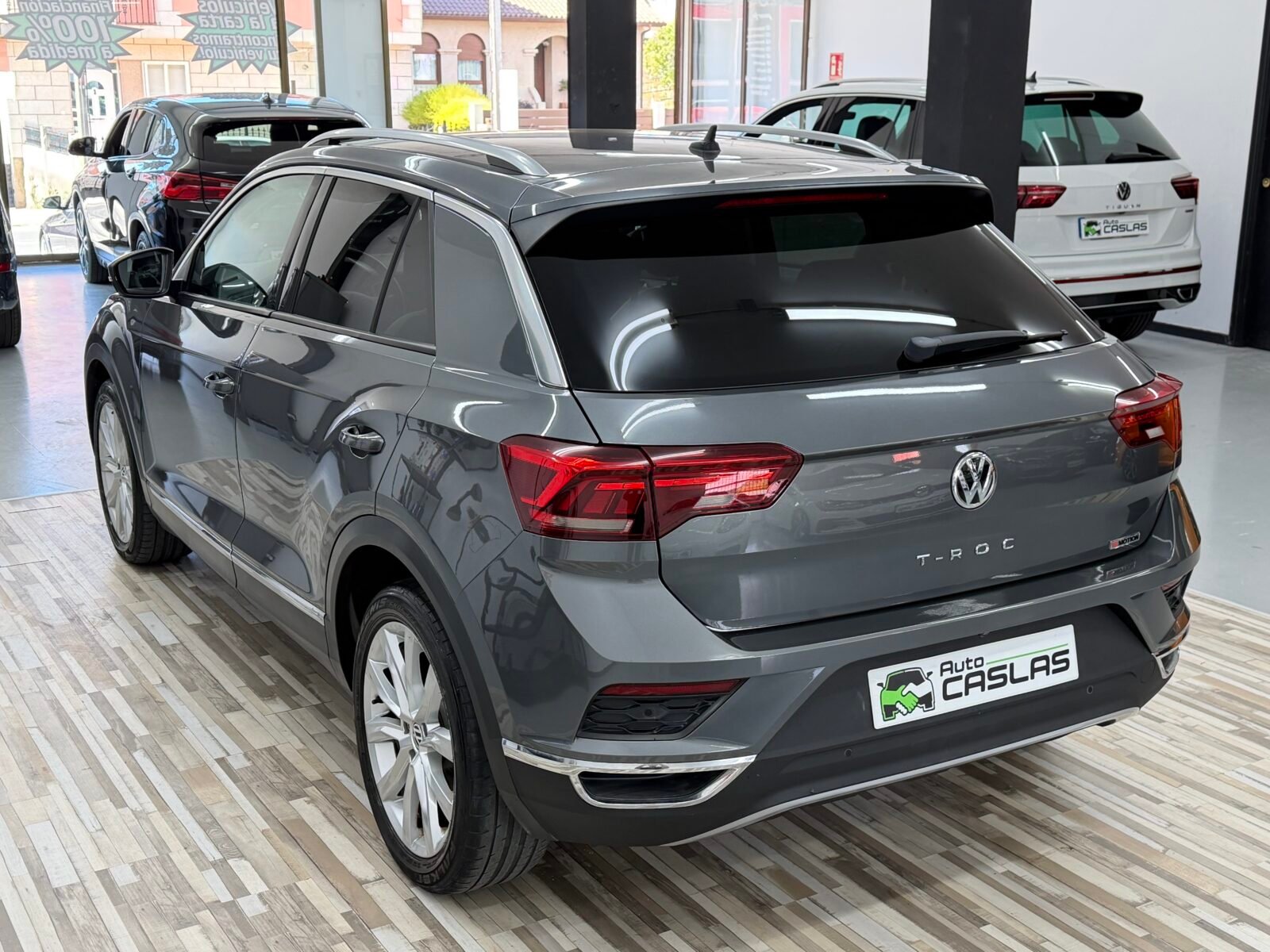 VOLKSWAGEN T-ROC Sport
