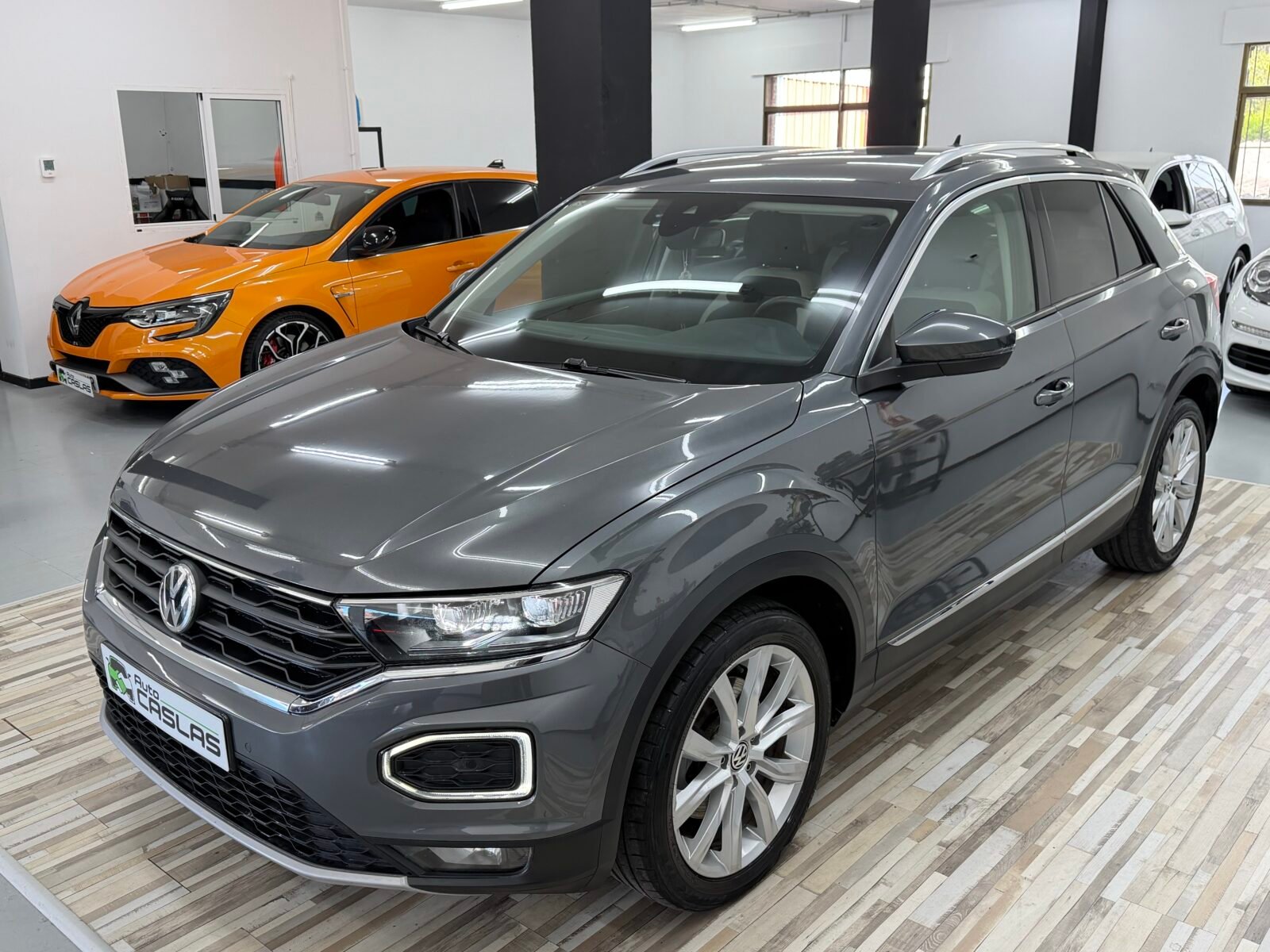 VOLKSWAGEN T-ROC Sport