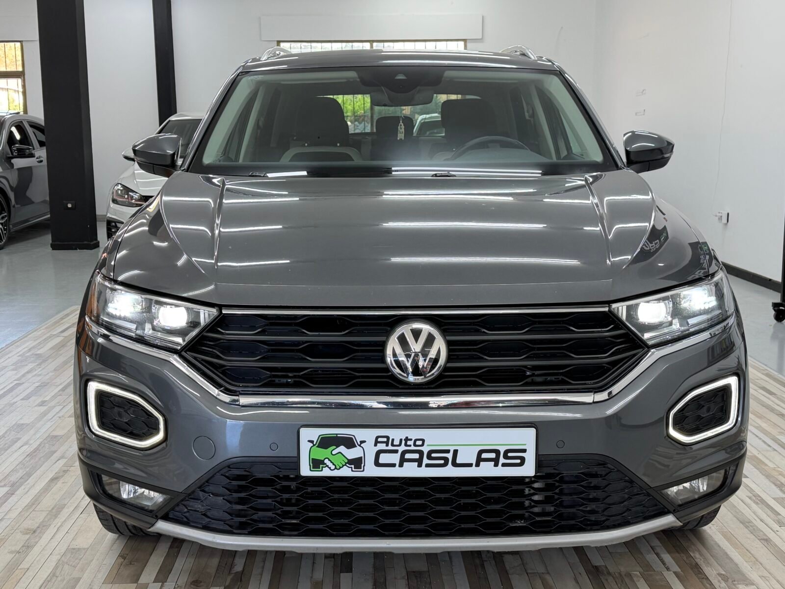 VOLKSWAGEN T-ROC Sport